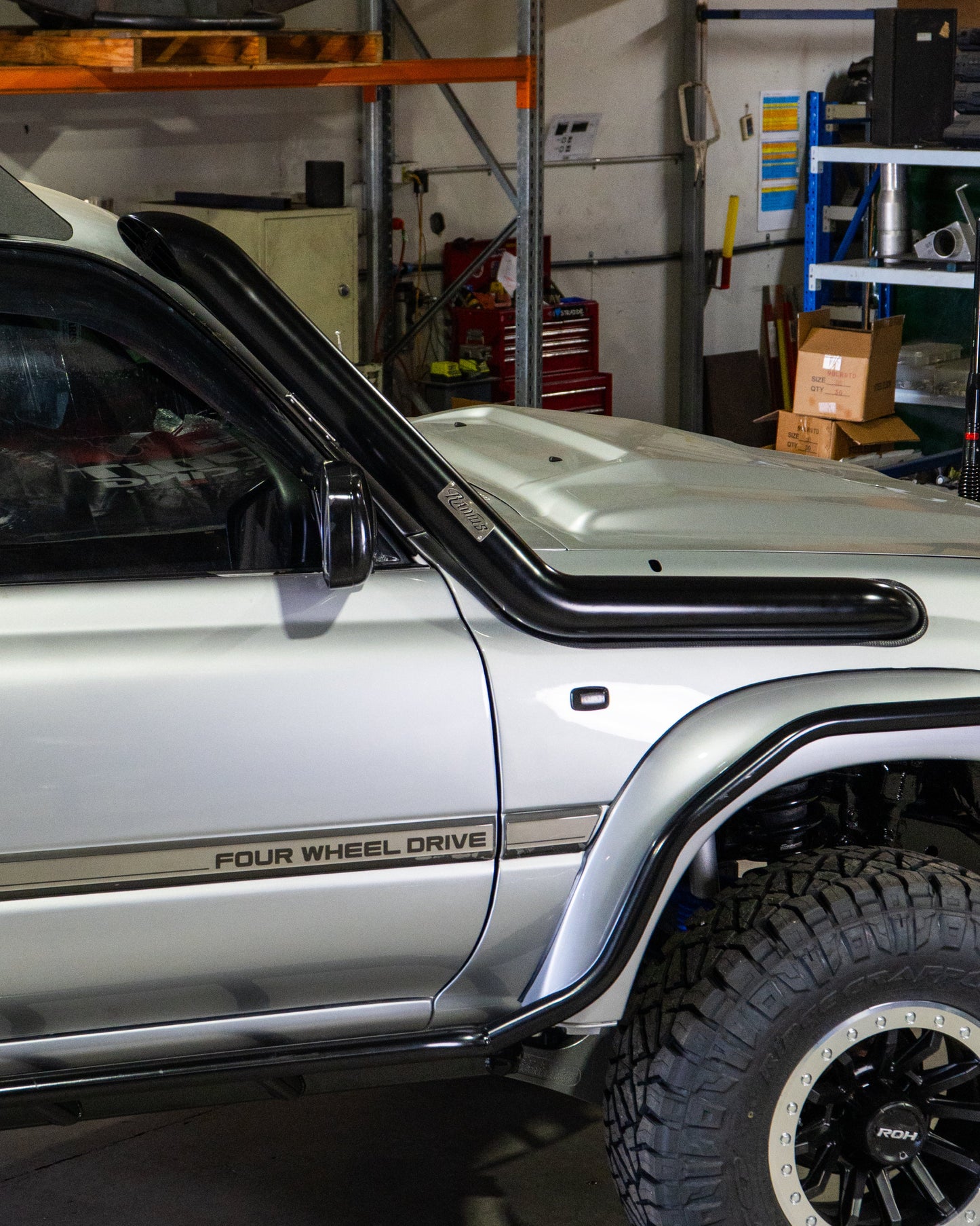 Long Entry Low Cut Stainless Snorkel to suit Toyota 80 Series Landcruiser (Drivers Side 4")